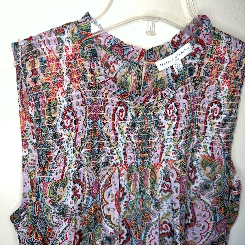 Maison d’ Amelie Paris Paisley Sleeveless Top Blouse with Ruffled Collar Small